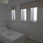 Apartment Dinglis Residences 31 *