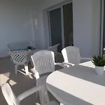 Apartment Dinglis Residences 31
