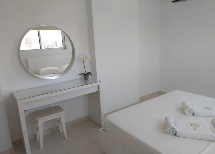 Dinglis Residences 31 Apartament *