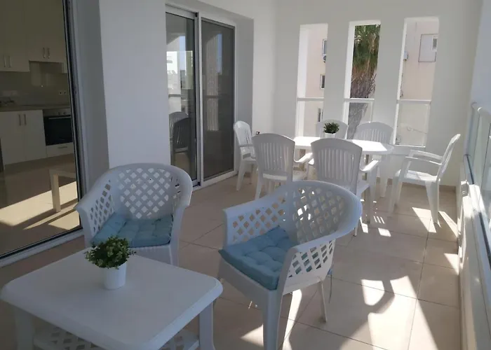 Dinglis Residences 31 * Larnaca