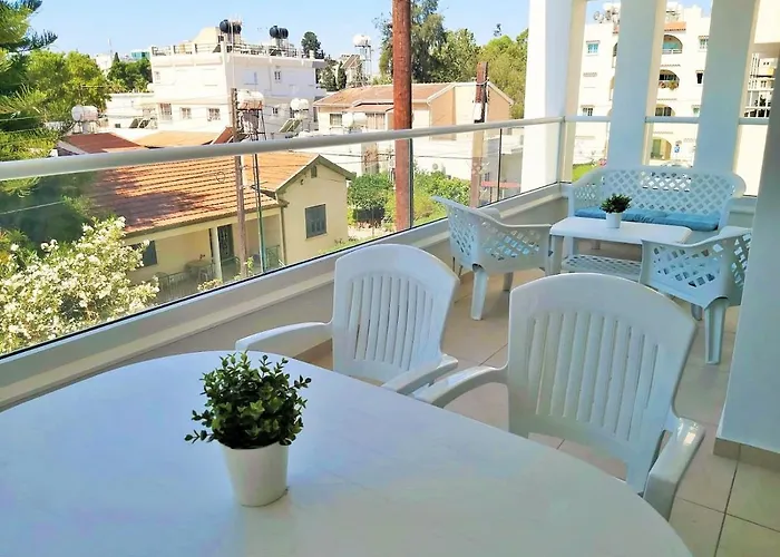 Dinglis Residences 31 דירה *