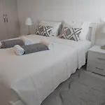 Apartment Dinglis Residences 31
