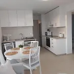 Apartment Dinglis Residences 31 *