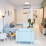 Dinglis Residences 31 Daire *