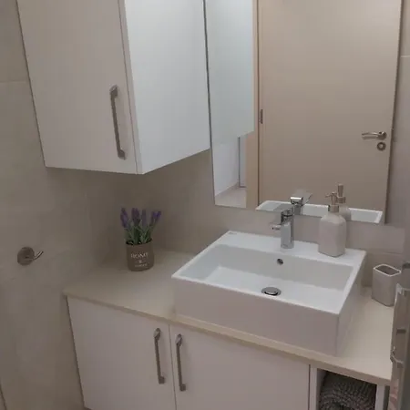 Apartment Dinglis Residences 31