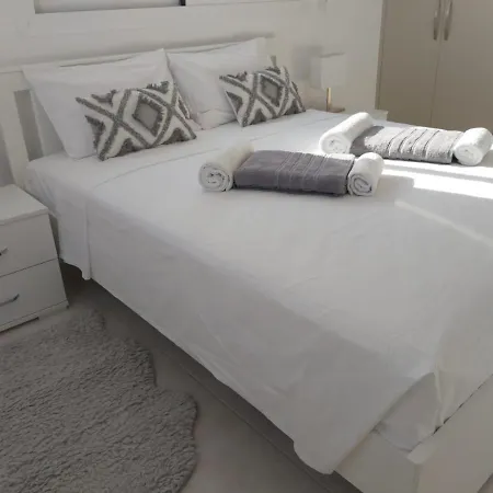 Dinglis Residences 31 Appartamento Larnaca
