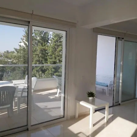 Dinglis Residences 31