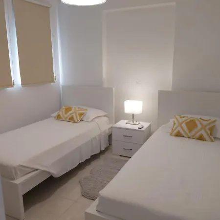 Apartamento Dinglis Residences 31 *