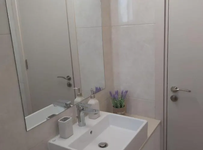 公寓 Dinglis Residences 31