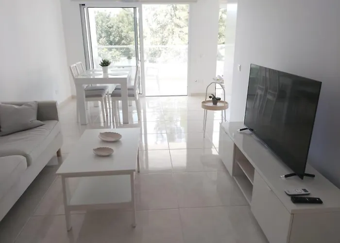 Dinglis Residences 31 公寓 *