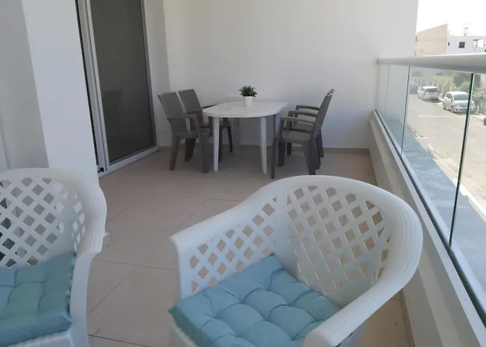 Daire Dinglis Residences 31 *