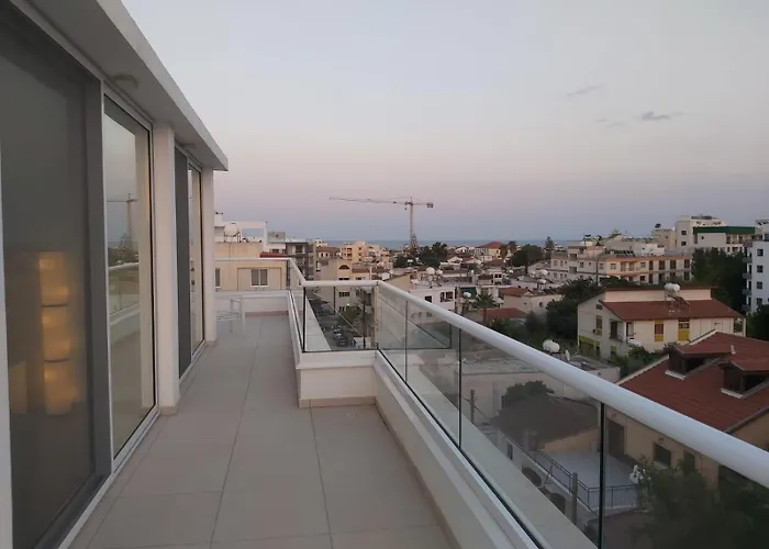 Dinglis Residences 31 Daire *